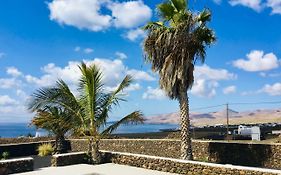 Villa Las Palmitas - Sea Views - Private Pool - Hot Tub - Table Tennis